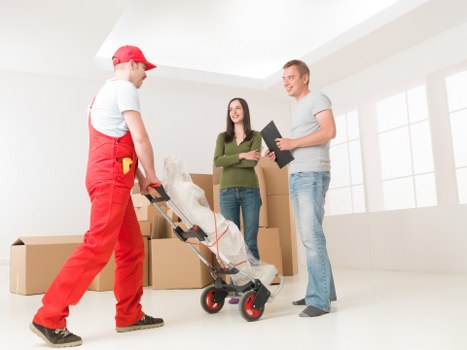 Flexible man and van Clapham service for urban moving needs